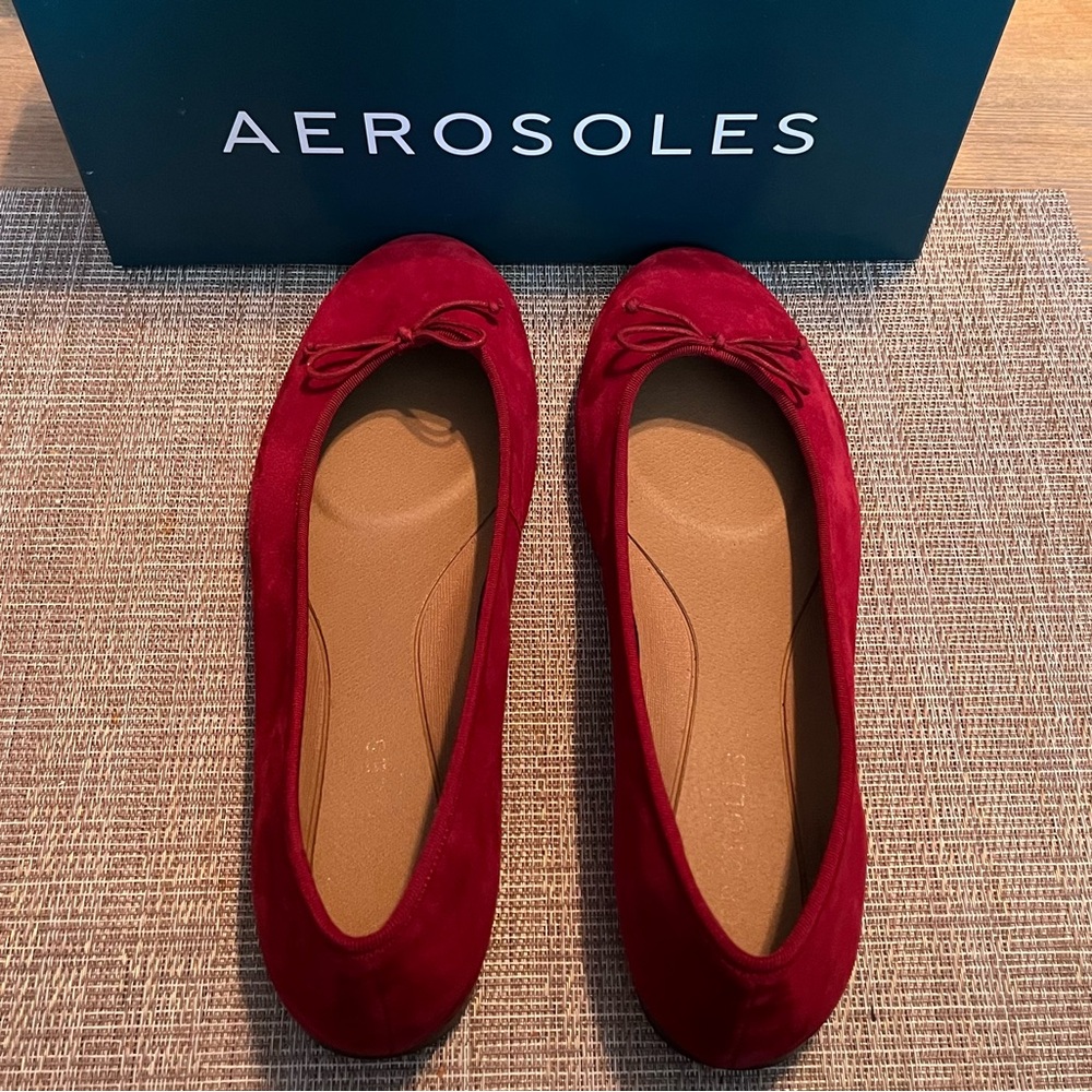 Aerosoles red suede flats 12W